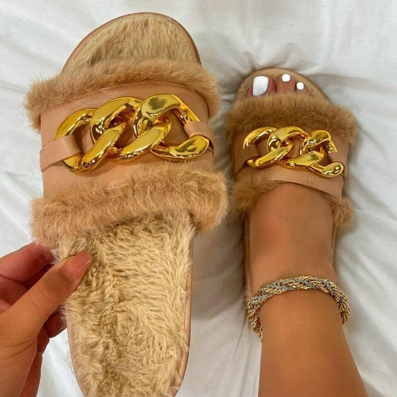 Chinelo de Pelúcia Moda Inverno 2023 - Winter Furry / A combinação perfeita entre estilo e conforto para seus pés! - ModernLar
