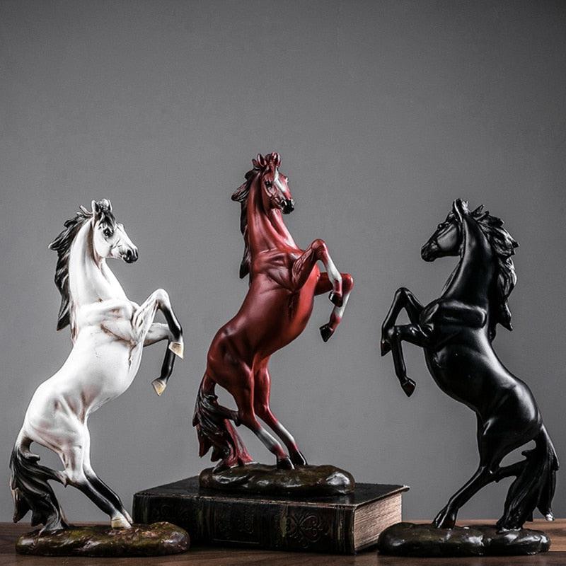 Estátua em Resina Esculpida a mão - Corcel Indomável - ModernLar