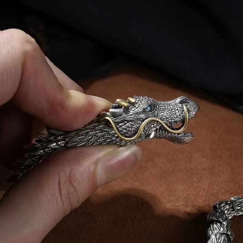 Pulseira Viking Ragnarok™ / Uma Joia Rica em Detalhes que Exala Imponência! - ModernLar