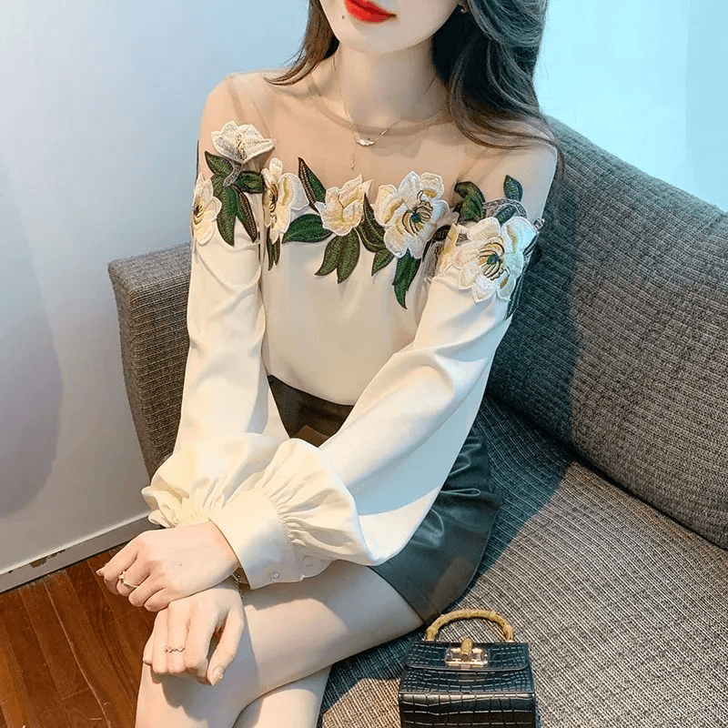 Blusa Provence™️ Alfaiataria em Chiffon com Bordados Florais / Um Verdadeiro Show de Exclusividade & Glamour! - ModernLar