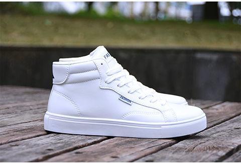 Tênis Masculino em Couro P.U - High White /A escolha ideal para quem busca sofisticação e praticidade! - ModernLar