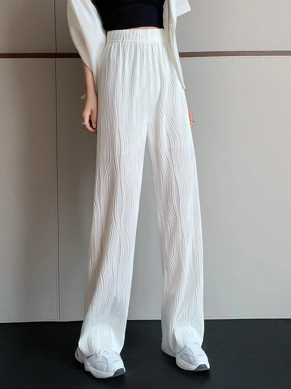 Calça Strips Ondulada em Seda Gelo / Conforto & Estilo Sem Igual! - ModernLar