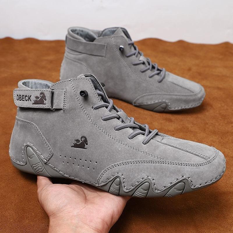 Bota Dbeck™ Trabalhada em Camurça Italiana / + Boné Tático Camuflado do Brasil de Brinde - ModernLar