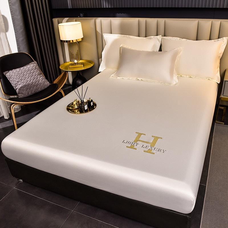 Jogo de Lençol + Fronhas em Cetim - Light Luxury - ModernLar