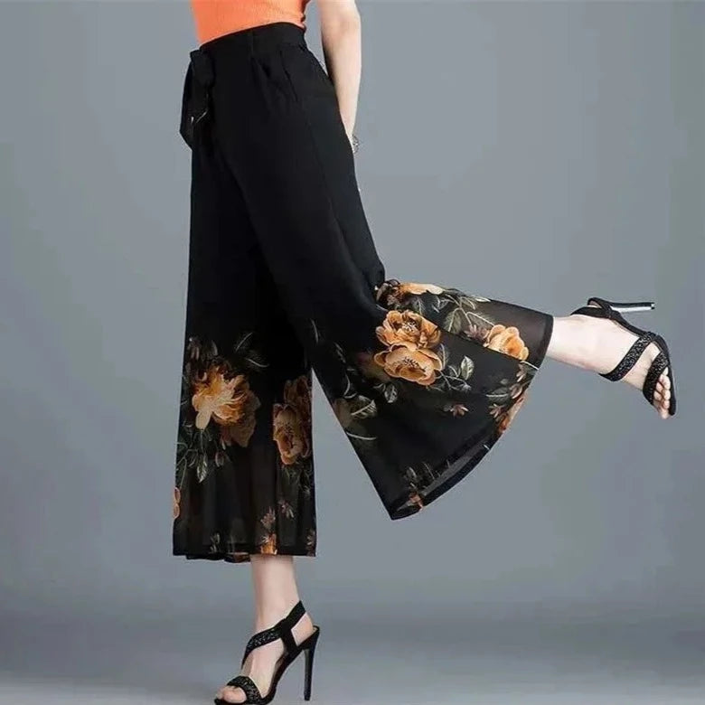Calça Saia Jasmine™ com Design Floral em Chiffon / Estilo e Versatilidade com um Toque de Natureza!