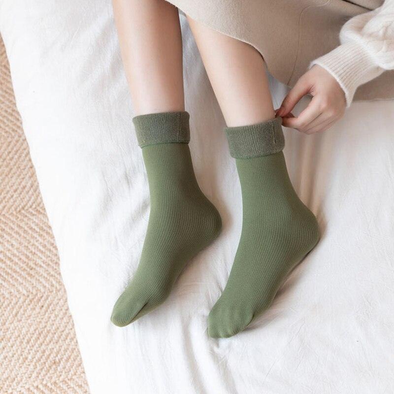 Kit com 5 Pares de Meias Térmicas Leonor™ com Interna em Veludo / Dê Adeus ao Frios nos Pés! - ModernLar