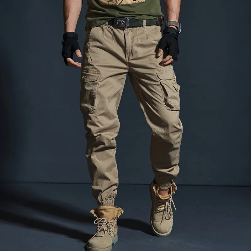 Calça Cargo Roven™ Com Visual Tático Militar e Barra Jogger / Uma Pegada Tática Que Sai Do Básico Com Naturalidade