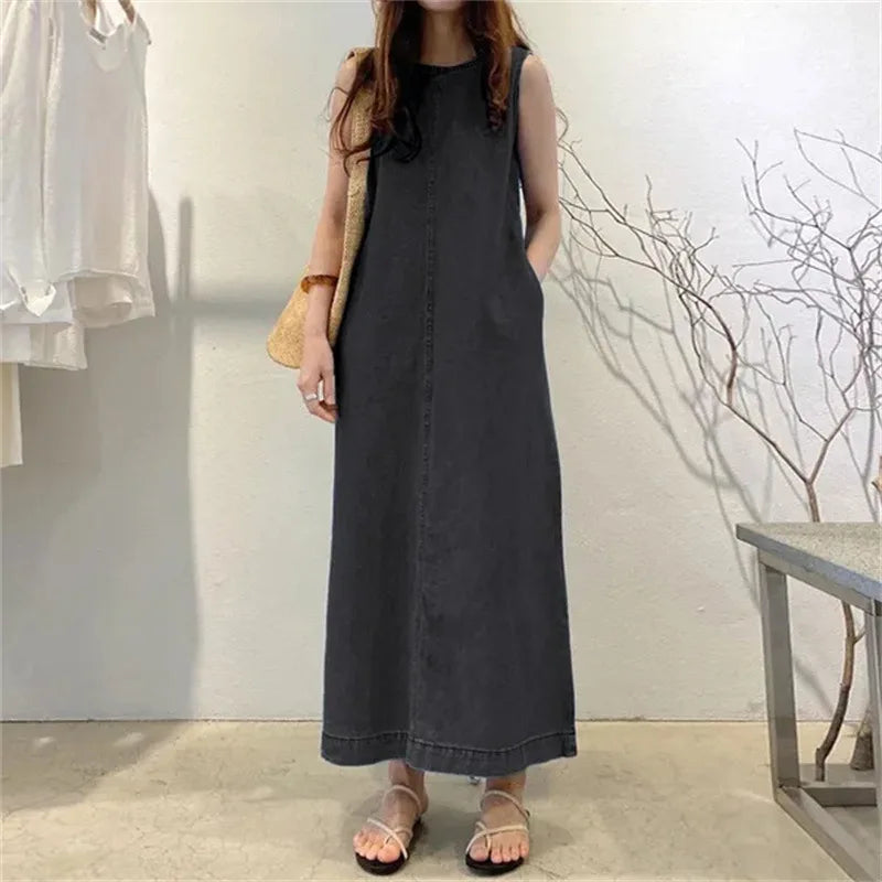Vestido Jeans Maelina™ com Modelagem Ampla, Bolsos Laterais e Alças Largas / Um Visual Casual Que Une Charme e Praticidade