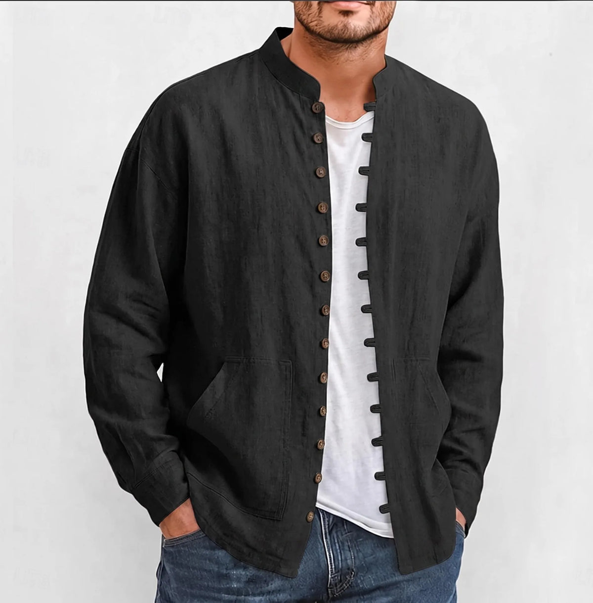 Camisa Bastien™ com Tecido Texturizado e Botões Frontais com Detalhes em Alamares / Um Visual Masculino Que Se Destaca Pelos Detalhes