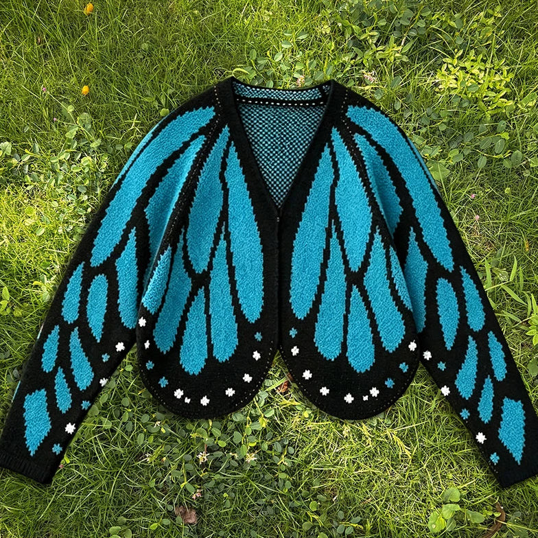 Cardigan Farfallia™ Em Tricô Texturizado com Modelagem Inspirada em Asas de Borboleta / Movimento E Personalidade Em Cada Detalhe