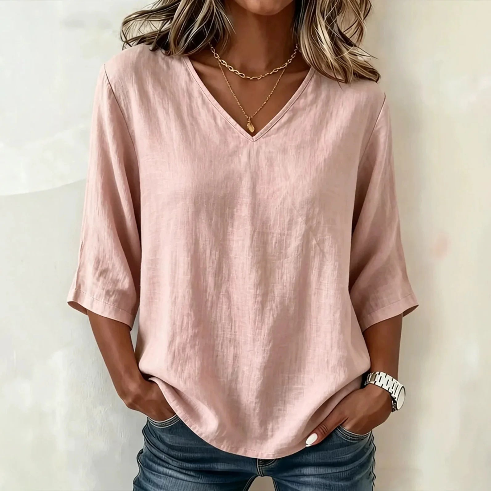 Blusa Naila™ em Linho de Algodão com Mangas 3/4, e Gola V / Conforto que Acompanha Sua Rotina