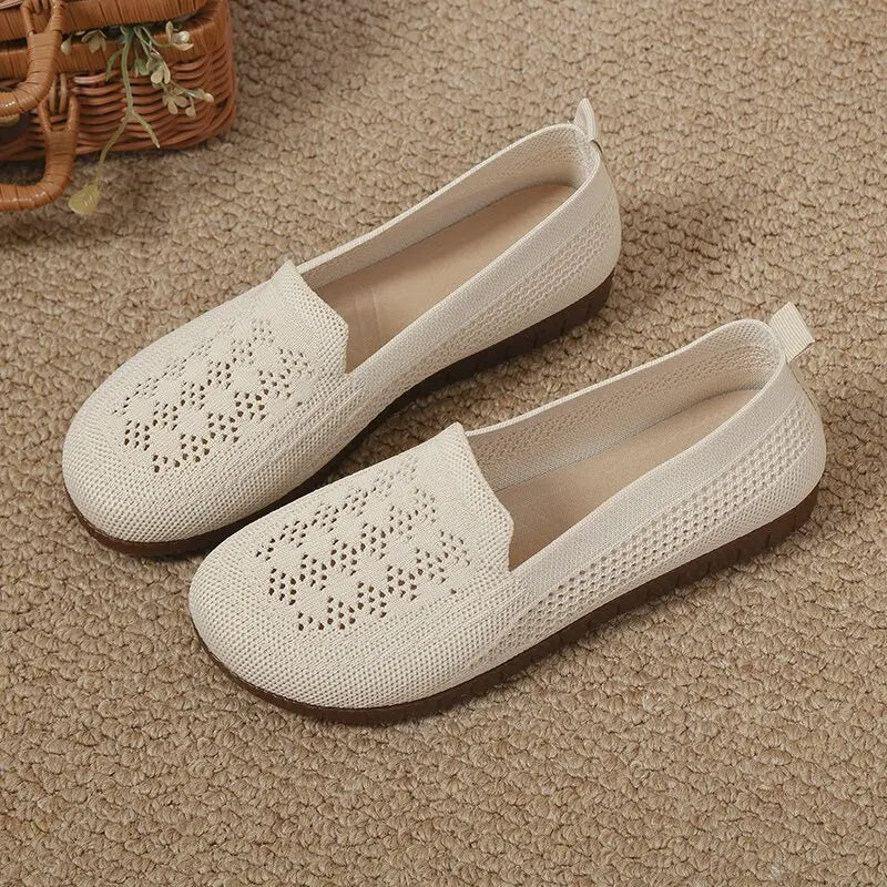 Sapatilha Avelis™ com Cabedal em Trama Vazada e Design Slip-On / Um Visual Delicado Para Acompanhar A Rotina