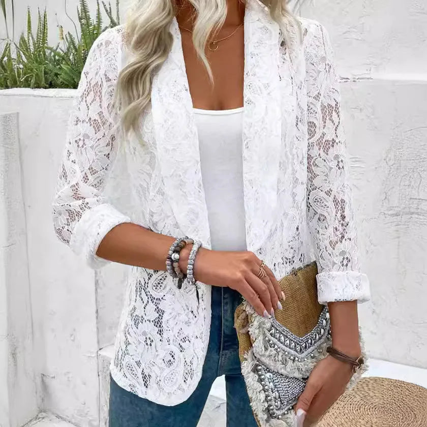 Blazer Lunavie™ com Renda Vazada Elegante e Transparência Delicada / Sofisticação Que Eleva Qualquer Produção