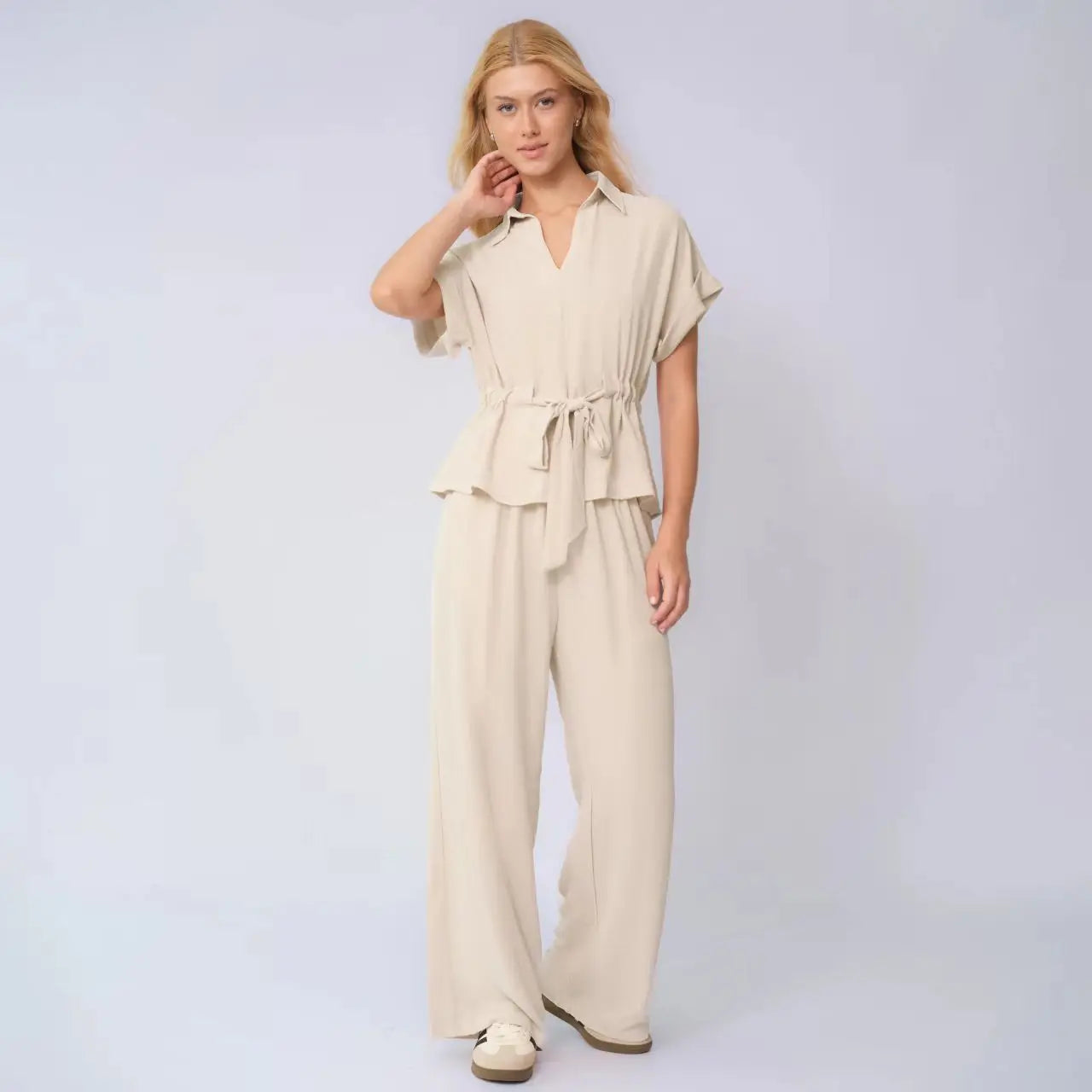 Conjunto Valena™ com Blusa de Amarração e Calça de Caimento Fluido.