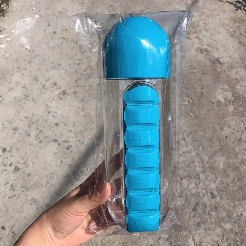 Garrafa AquaOrganize™ com Compartimentos para Remédios e Suplementos / Cuide da Sua Saúde com Estilo e Facilidade!