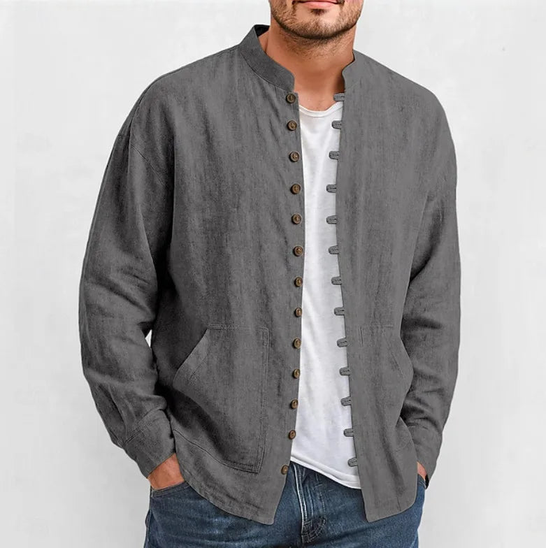 Camisa Bastien™ com Tecido Texturizado e Botões Frontais com Detalhes em Alamares / Um Visual Masculino Que Se Destaca Pelos Detalhes