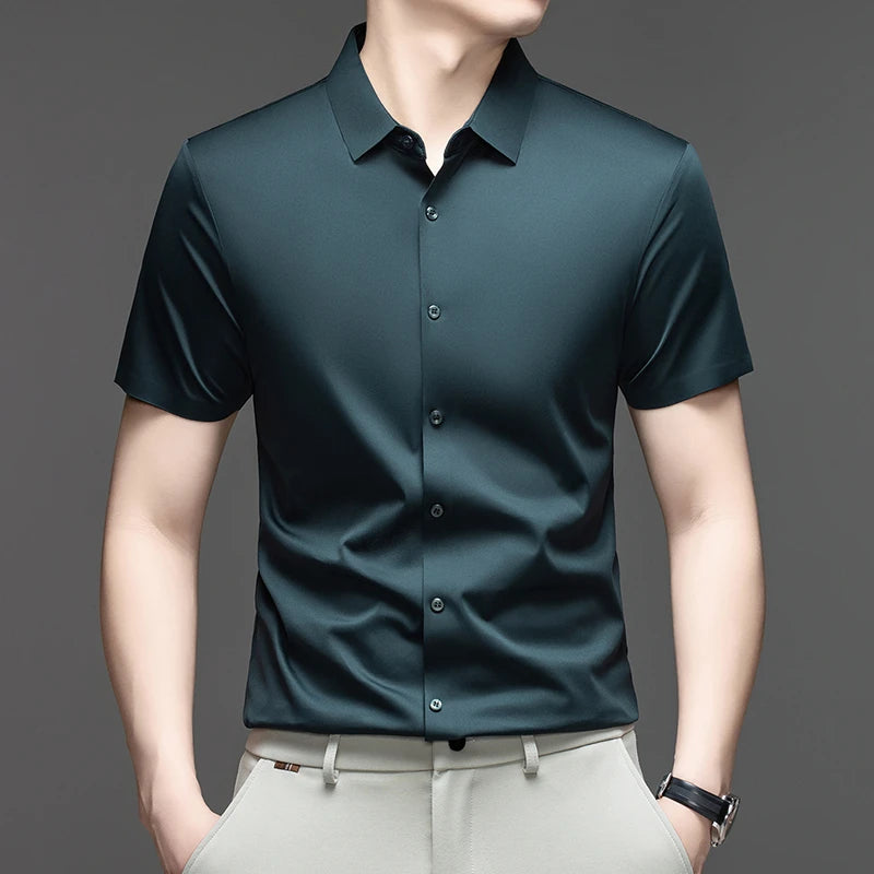 Camisa Calvero™ com Tecido Flexível de Toque Fresco, Gola Clássica e Botões Frontais