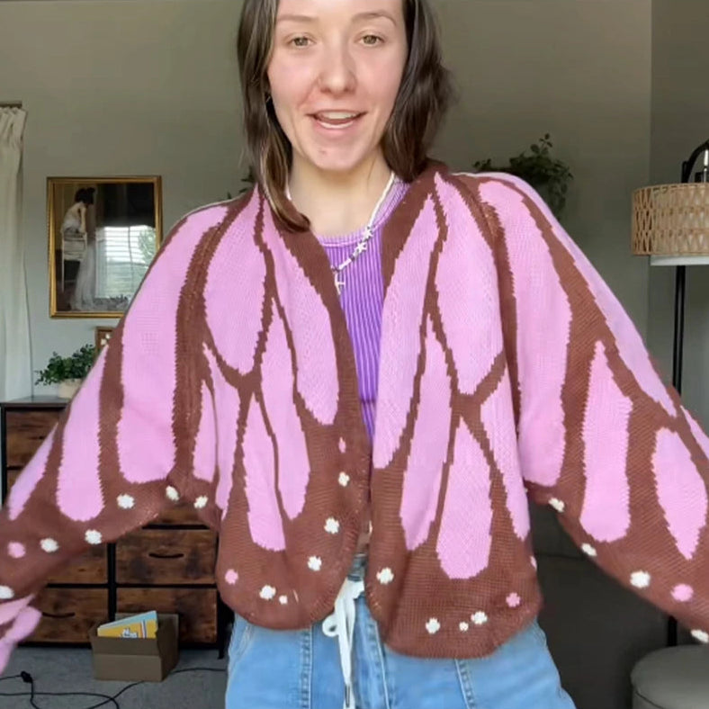 Cardigan Farfallia™ Em Tricô Texturizado com Modelagem Inspirada em Asas de Borboleta / Movimento E Personalidade Em Cada Detalhe