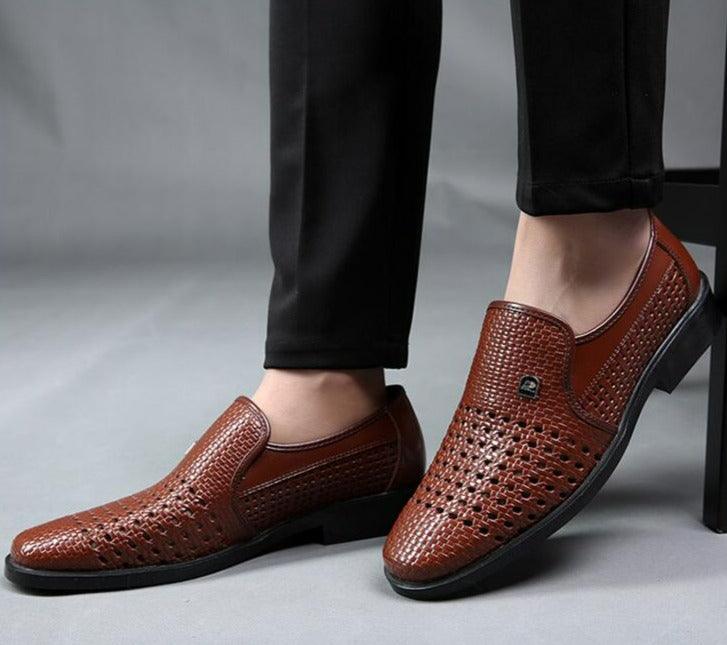 Sapato OldMoney™ em Couro Texturizado Estilo Pele de Cobra / Feito para homens que não temem o sucesso! - ModernLar