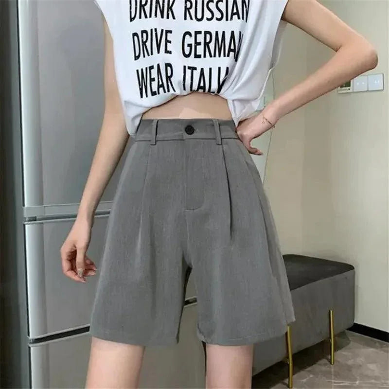 (Promoção Compre 1, Leve 2) Shorts Sienna™ em Seda Gelo com Caimento Soltinho / Os Campeões em Versatilidade, Beleza e Conforto! - ModernLar