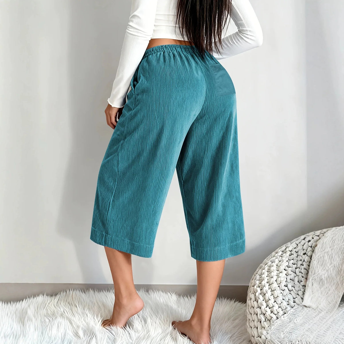 Bermuda Livenza™ com Textura Canelada, Cós Ajustável e Modelagem Ampla / Textura Marcante Para Tirar o Casual do Básico com Naturalidade