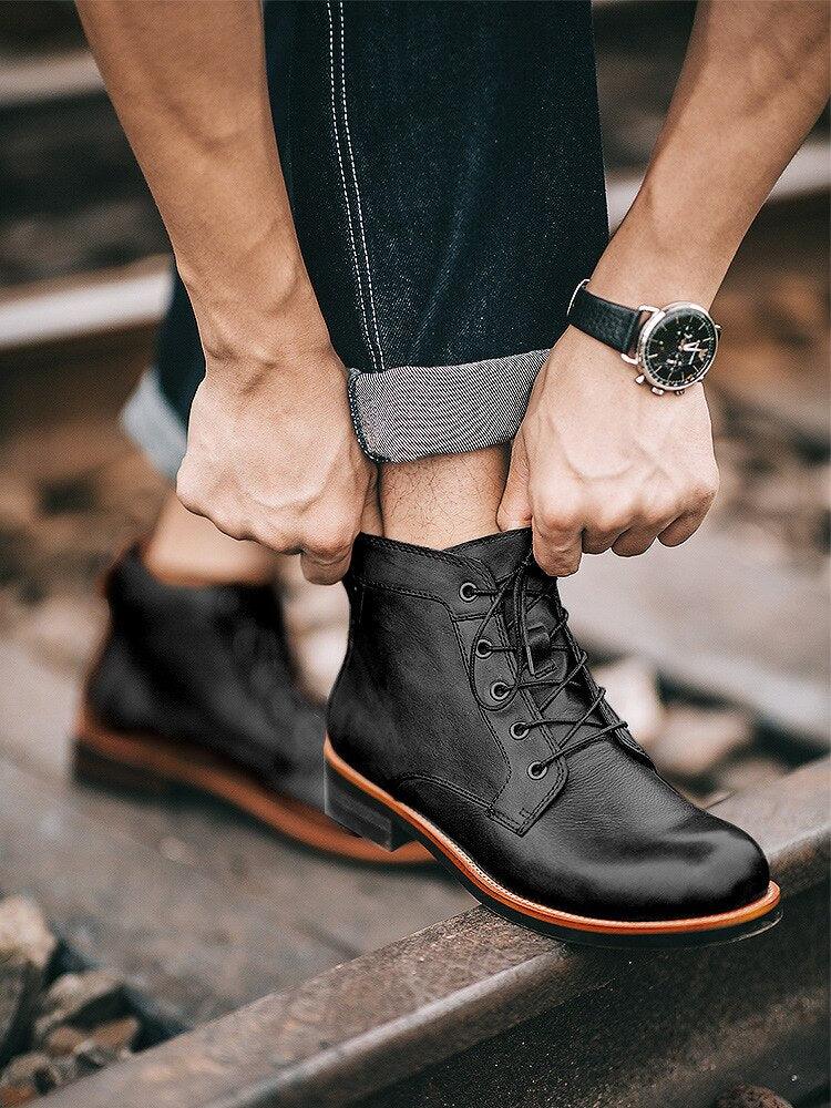 Bota Masculina em Couro Artesanal- ClassicMen / O Estilo do Homem Clássio Unidos em uma única Bota!!! - ModernLar