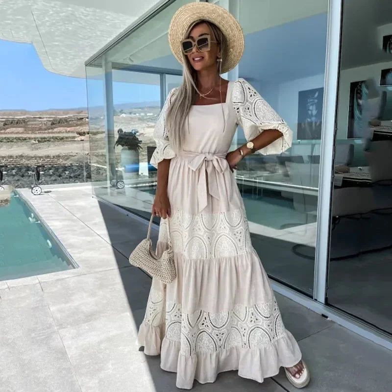 Vestido Carina™ com Bordado Laise e Cintura Marcada / Leveza, Romance e Estilo em Cada Detalhe!