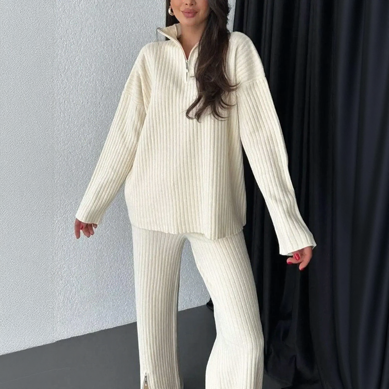 Conjunto Malu™ em Malha Texturizada com Zíper e Fenda Charmosa / O Básico que Veste Muito Além do Simples!