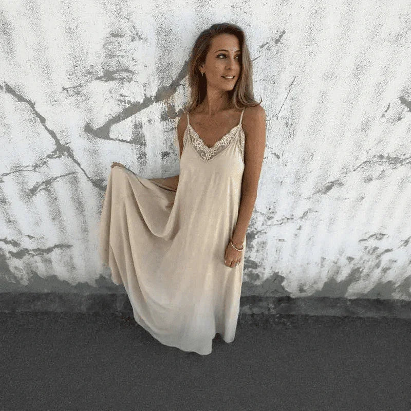 Vestido Carolina™ em Viscose com Caimento Leve / Para Mulheres que Amam a Elegância Simples e Sofisticada!