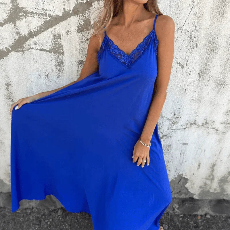 Vestido Carolina™ em Viscose com Caimento Leve / Para Mulheres que Amam a Elegância Simples e Sofisticada!
