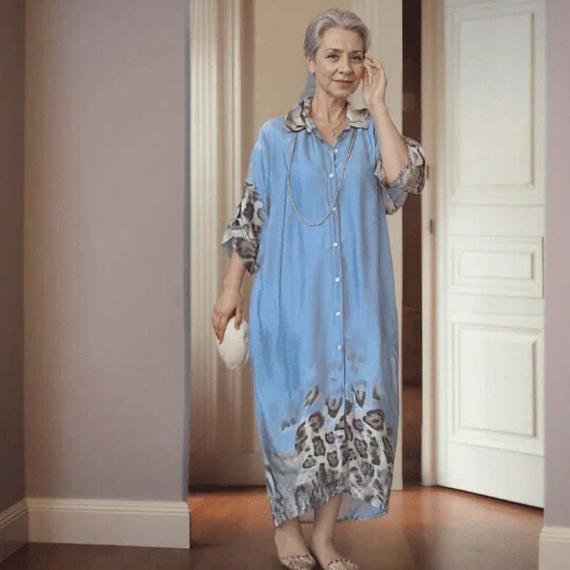 Vestido Savina™ com Detalhes Leopard Print e Corte Longilíneo / Para Quem Usa a Moda como Expressão!
