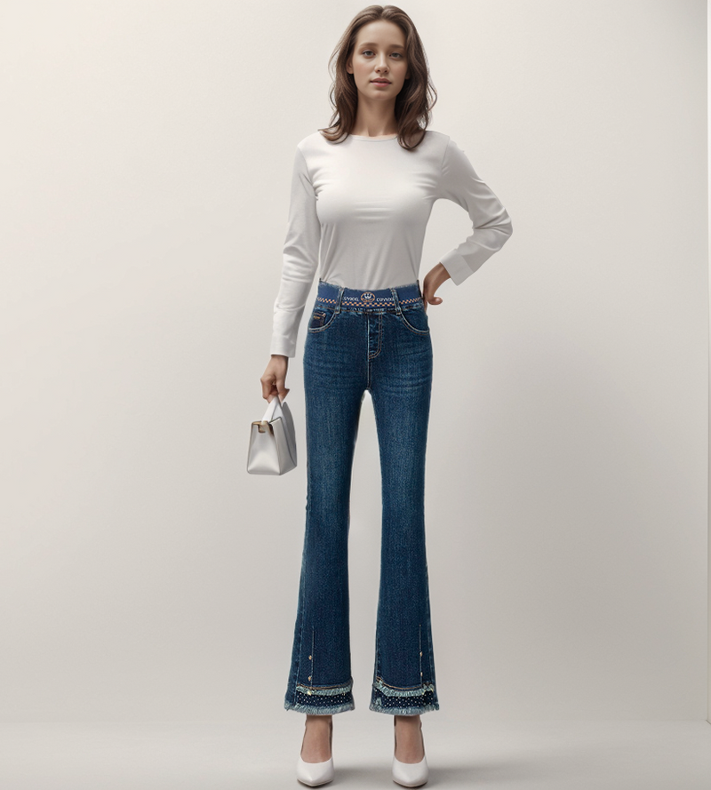 Calça Jeans Folks™ Moda Country / Com Cintura Elástica e Acabamento Charmoso!