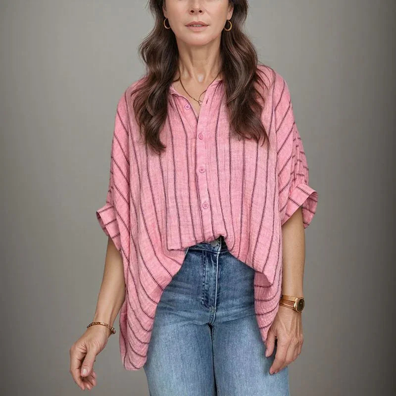 Camisa Feminina Castillo™ em Algodão Texturizado com Modelagem Oversized / Leveza e Charme que Abraçam Seu Estilo!