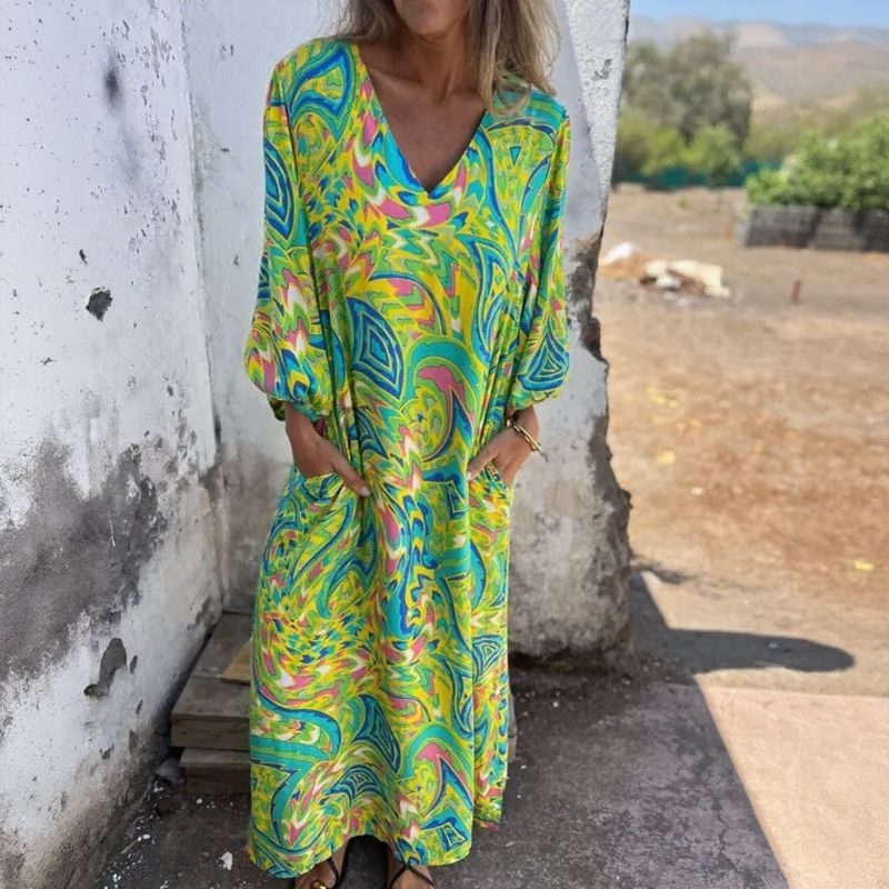 Vestido CapriArte™ em Malha de Viscose com Visual Artístico / Leveza e Sofisticação para Viver Seus Dias com Cor e Liberdade!
