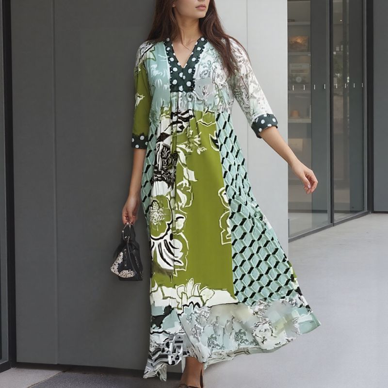Vestido Palermo™ em Malha Acetinada com Estampa Floral / / Brilho, Charme e Exclusividade em Uma Só Peça!