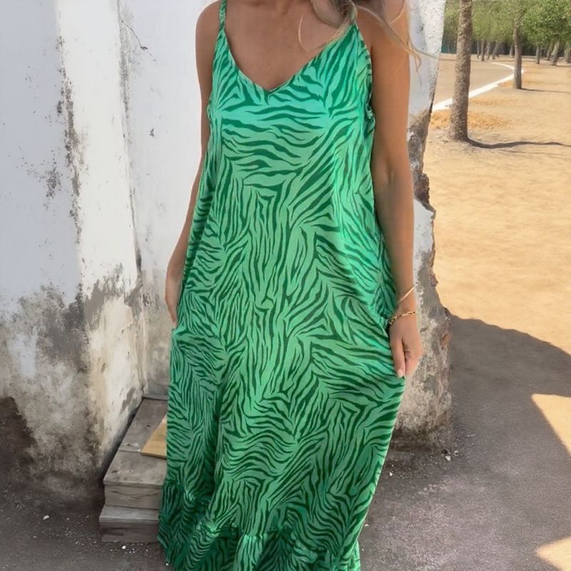 Vestido Zaya™ em Viscose Fria com Alças Delicadas Ajustáveis / Leveza absoluta com caimento confortável e elegante!