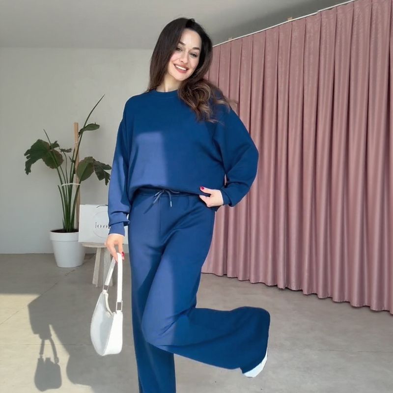 Conjunto em Moletom Hermoza™ Tecido Macio com acabamento Aveludado / Minimalismo Sofisticado para Todos os Dias!