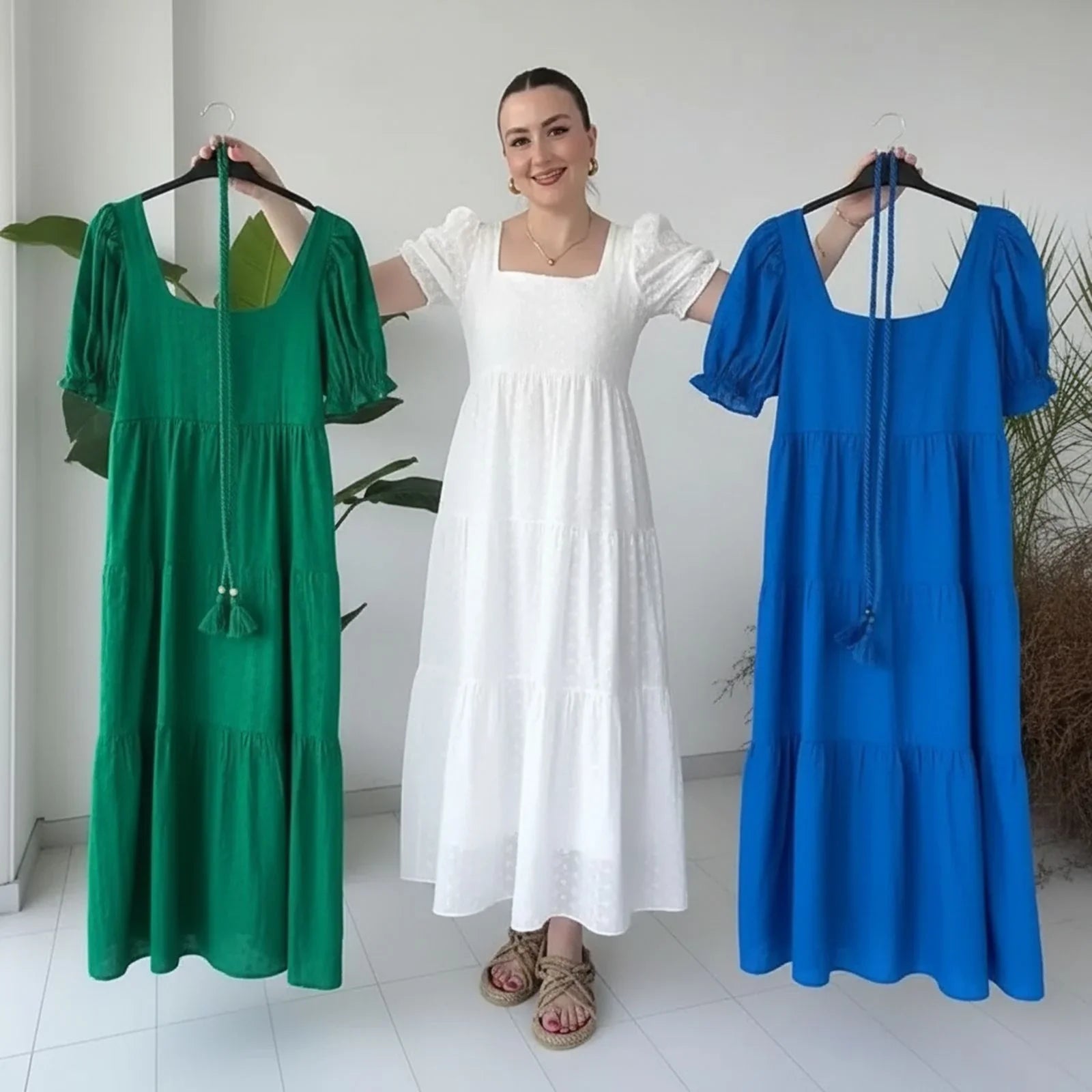 Vestido Elena D’Amore™ em Viscose Texturizada com Mangas Bufantes / Leveza, Charme e Feminilidade em Cada Movimento