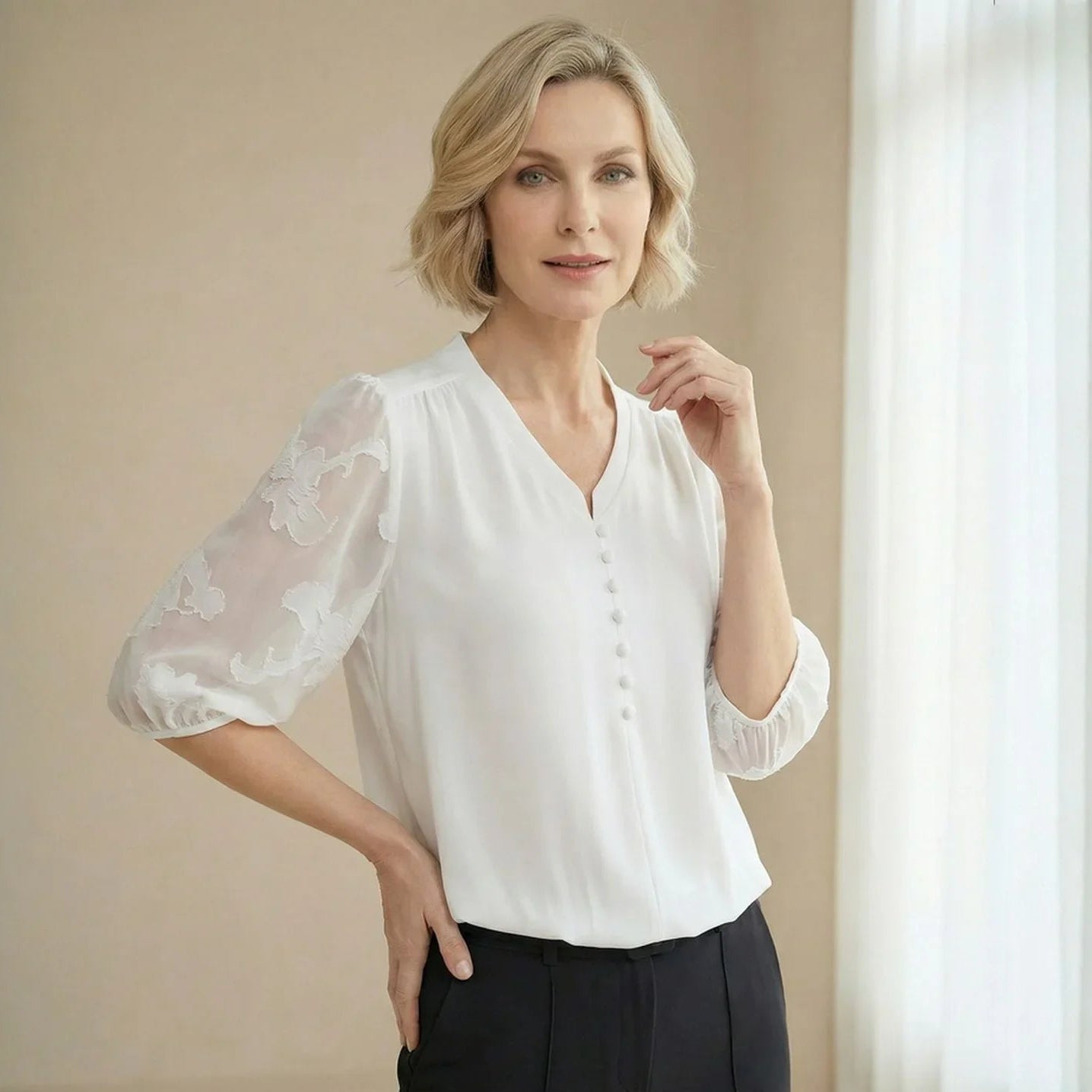 [COMPRE 2 E LEVE 3] Blusinha Bellezza™ em Popelina com Mangas Translúcidas