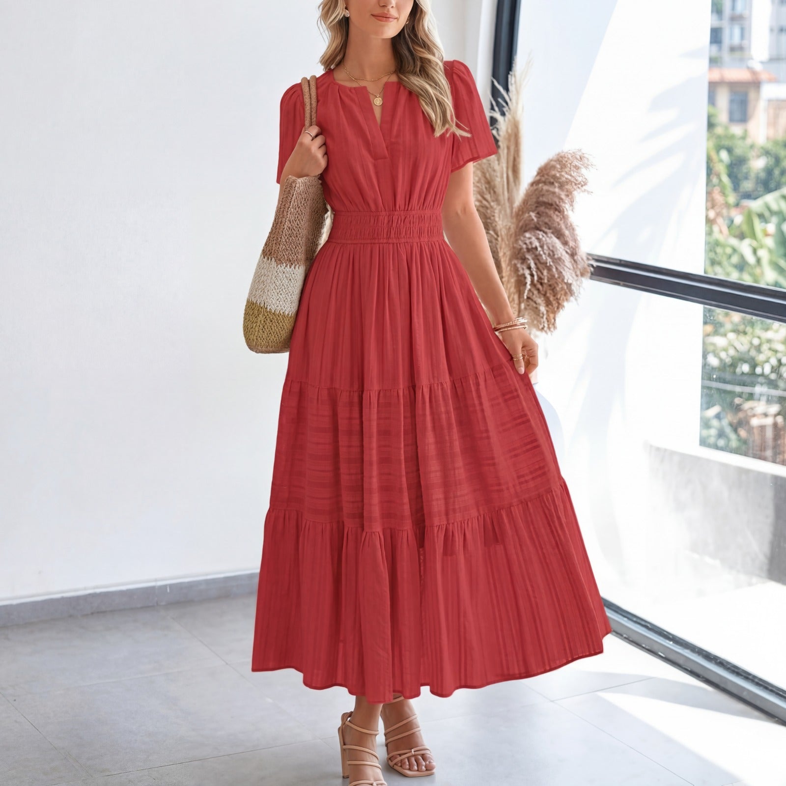 Vestido Floriana™ com Saia em Camadas e Cintura Marcada