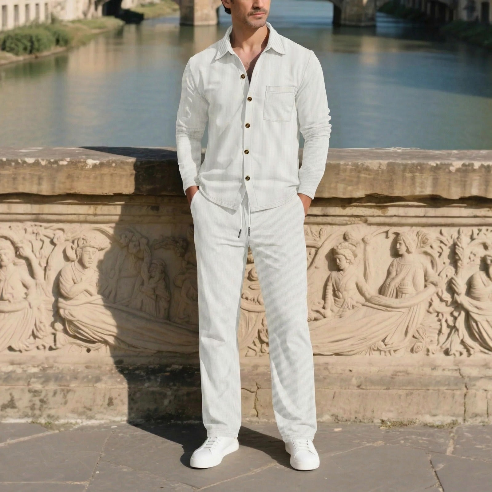 Conjunto Monte Carlo™ com Textura Leve e Calça com Cós Elástico Ajustável