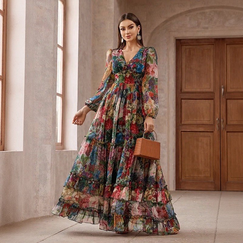 Vestido Orphélia™ com Estampa Artística Luxuosa e Camadas Fluídas