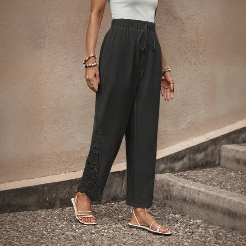 Calça Vionna™ Com Bordado Vazado Na Barra E Caimento Leve / Elegância Casual Sem Apertar