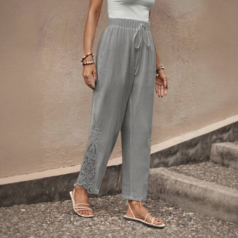 Calça Vionna™ Com Bordado Vazado Na Barra E Caimento Leve / Elegância Casual Sem Apertar