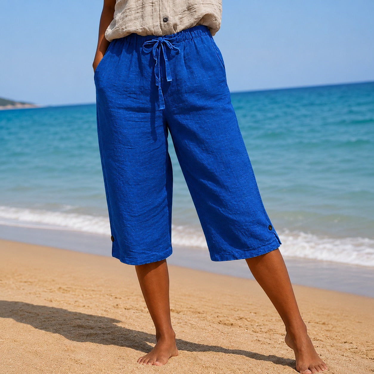Calça Pantacourt Samara™ com Cós Ajustável, Bolsos Laterais e Barra com Botão / Versátil Para Viagens e Passeios