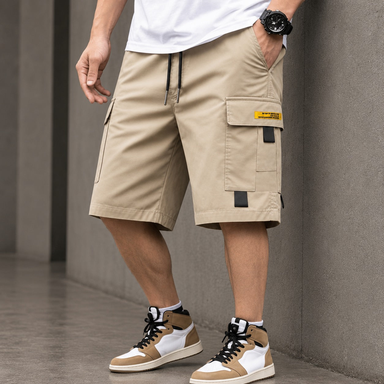 Bermuda Brenor™ com Bolsos com Aba e Cordão Ajustável / Praticidade Para Acompanhar A Rotina com Conforto.