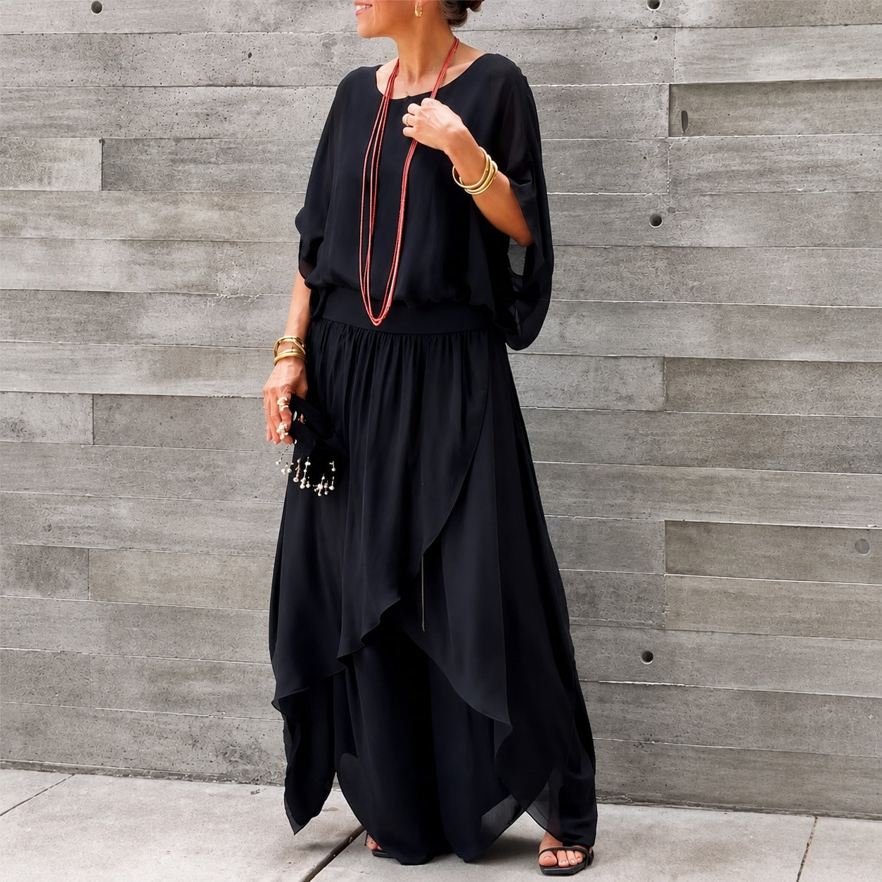 Conjunto Elisse™ com Blusa de Mangas Morcego e Calça Pantalona com Sobreposição
