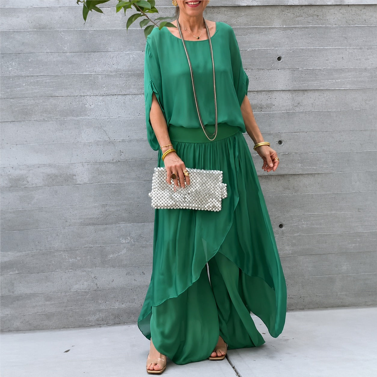 Conjunto Elisse™ com Blusa de Mangas Morcego e Calça Pantalona com Sobreposição