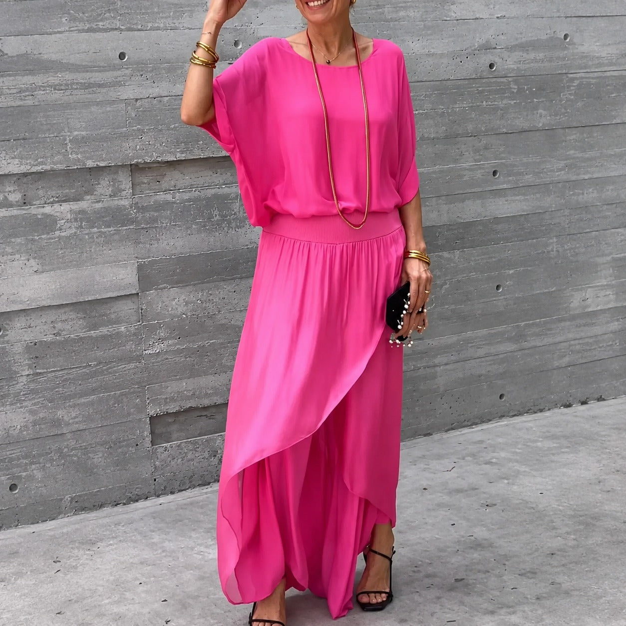 Conjunto Elisse™ com Blusa de Mangas Morcego e Calça Pantalona com Sobreposição