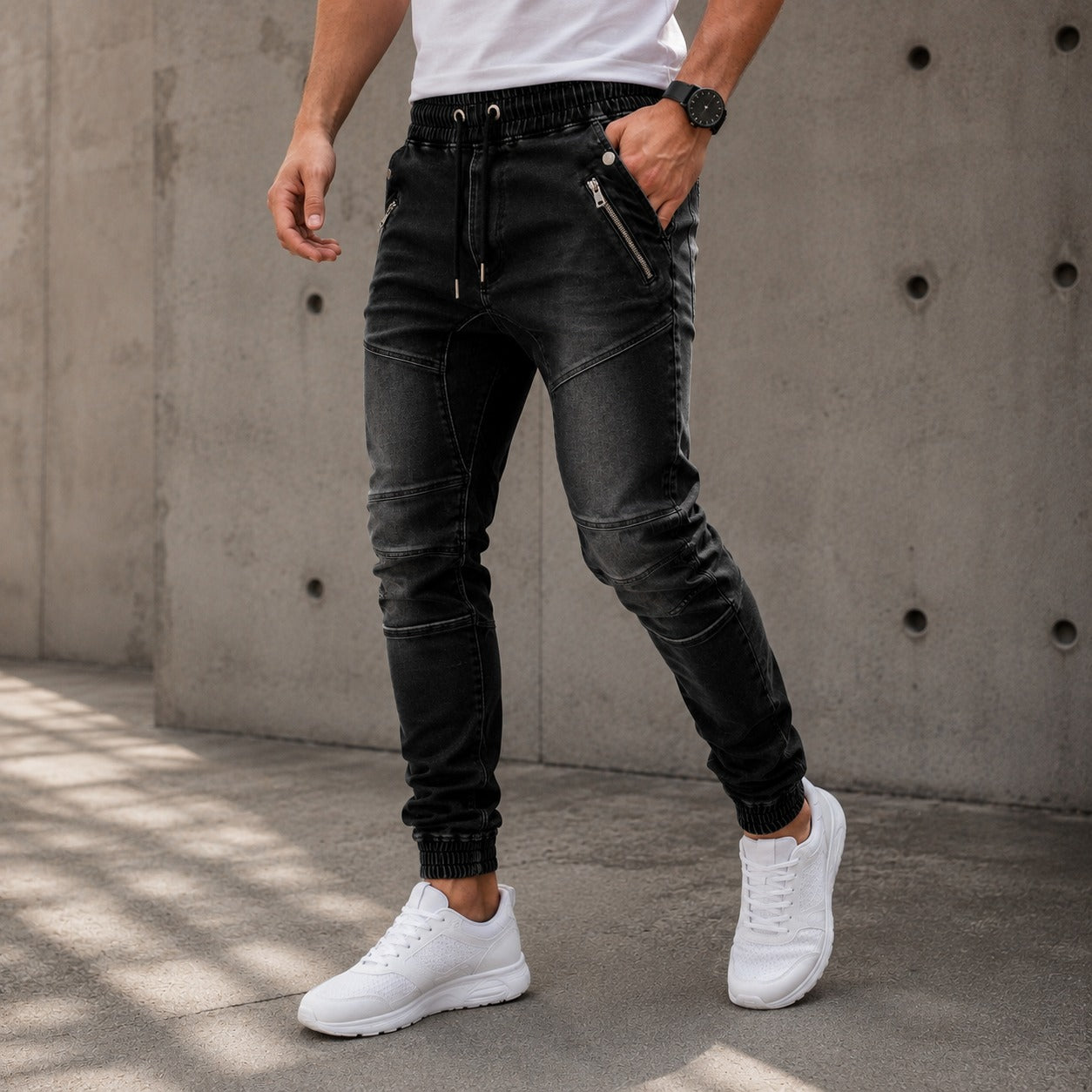 Calça Jeans Bastian™ com Cós Ajustável e Bolsos com Zíper  / O Jeans Certo Para Produções Modernas.